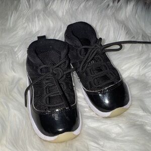 Jordan 11 Patent toddler  6c Black Sneakers